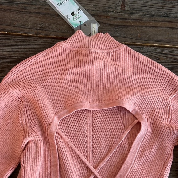 GUEES  WOMEN TOP SIZE L - Picture 5 of 7